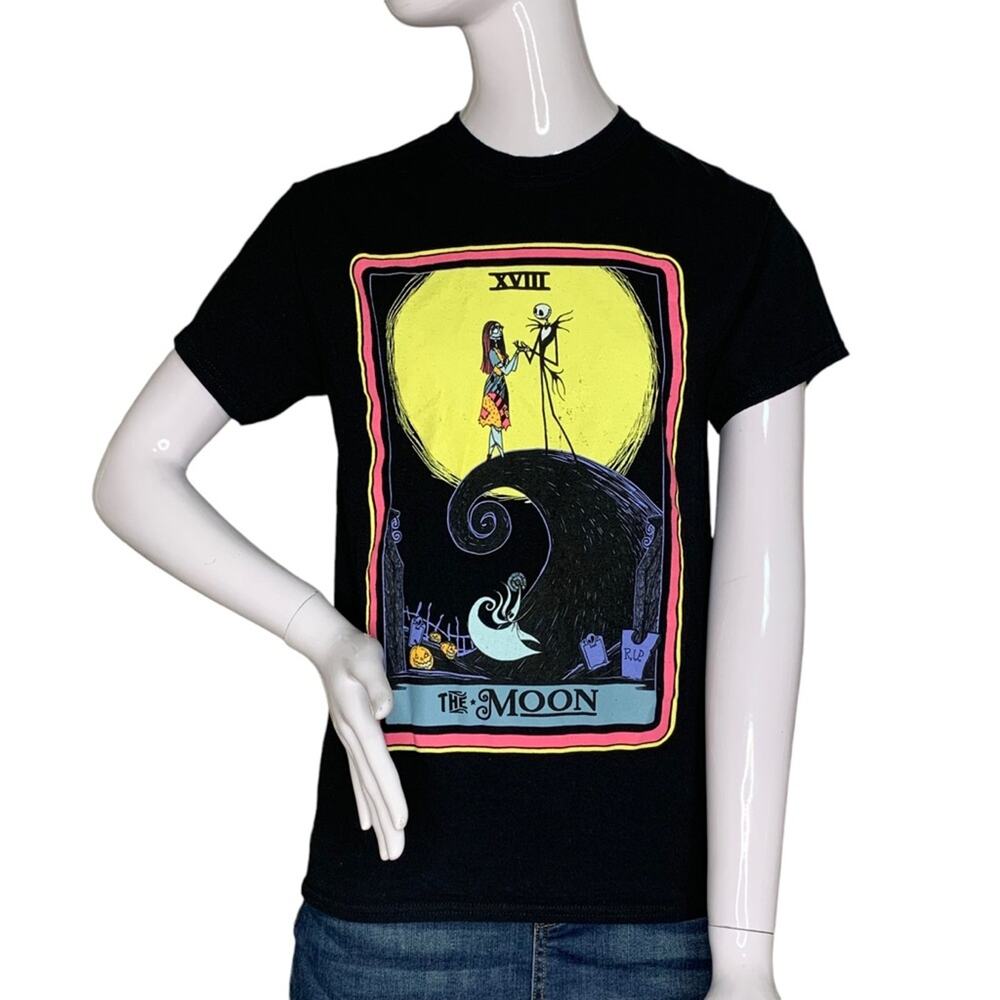 The Nightmare Before Christmas Crewneck Graphic T-Shirt Black Size S